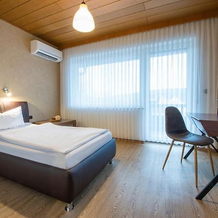 Hotel Es Laemmche Breuberg Bagian luar foto