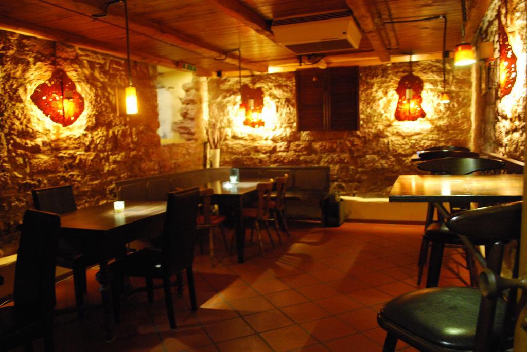 Hotel Es Laemmche Breuberg Bagian luar foto